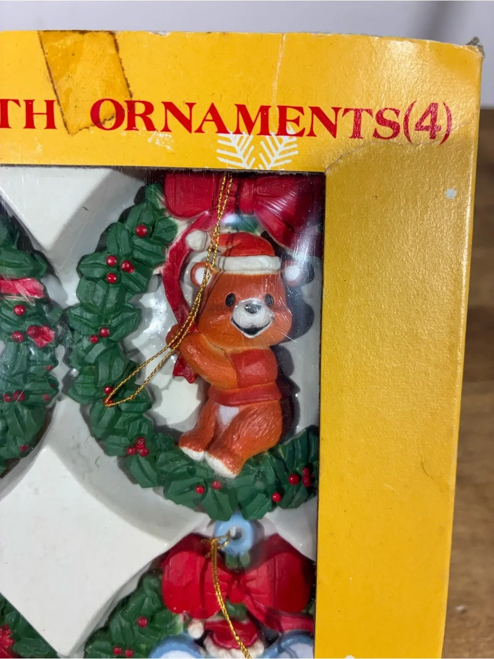 Vintage Critter Wreath Ornaments Set 4 Hand Painted Resin Christmas #54-060
